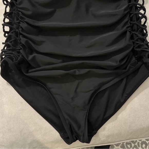 Ashley Graham x Swimsuits for All Black Lattice Sides Underwire One Piece Sz 20 - Picture 9 of 15